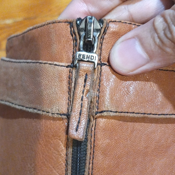 Fendi boots - Picture 7 of 16